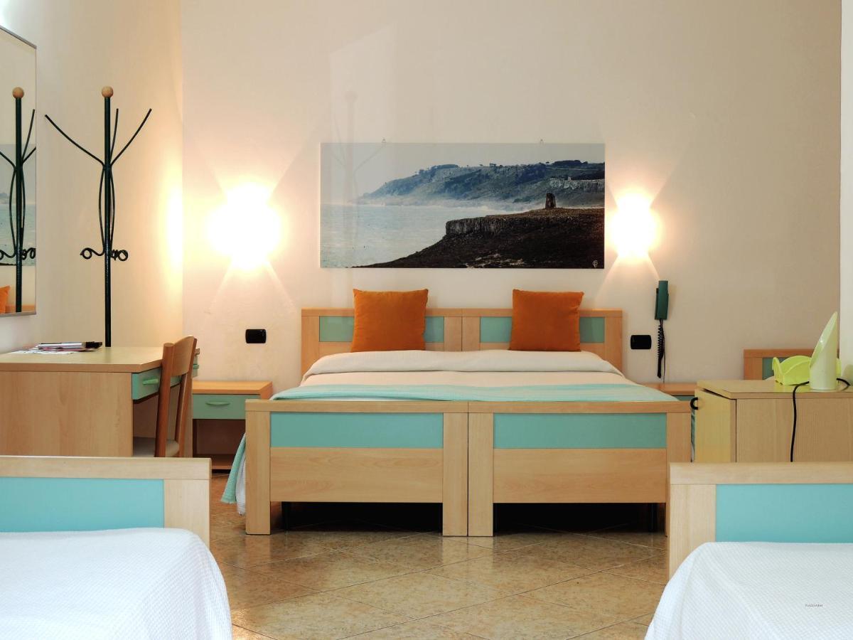 Hotel Porto Badisco Eksteriør bilde